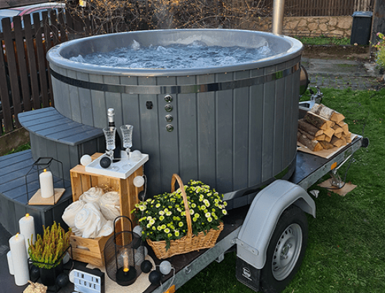 Hot tub rental “Vellande”