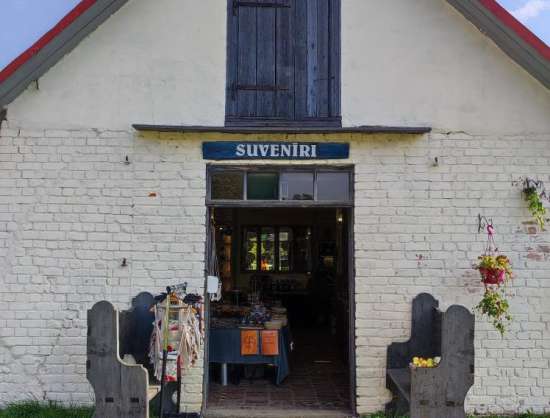 Vitolds Ārmanis suveniirid