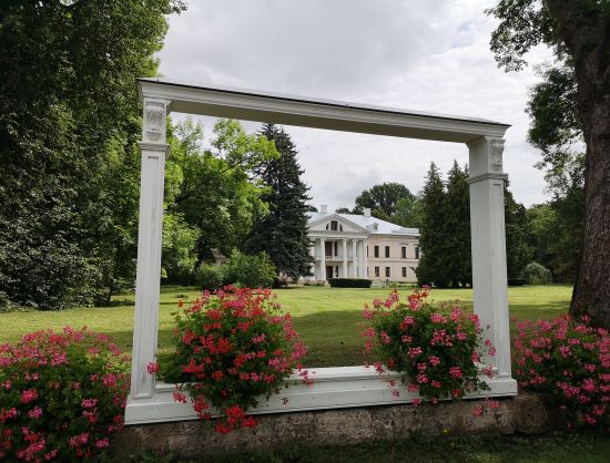 Svitene mõis