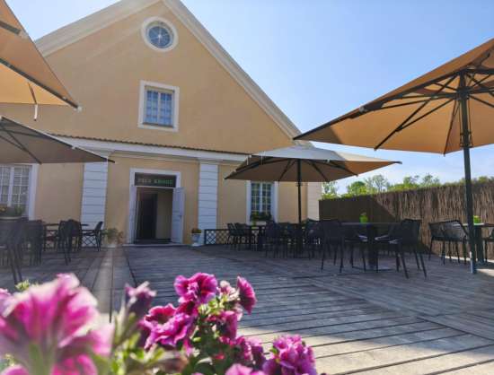 Cafe “Rundāles pils krogs”