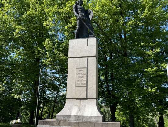 Bauskas brīvības piemineklis