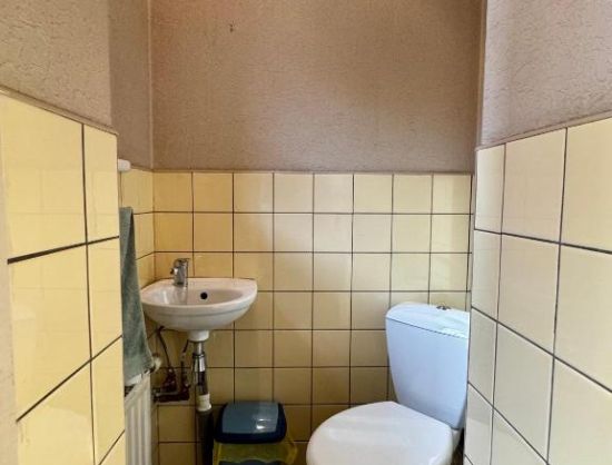 Bauskas vecpilsētas dzīvokļa WC