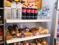 Jaunsenču firmas veikala plaukts ar Kuldīgas maiznieka produkciju