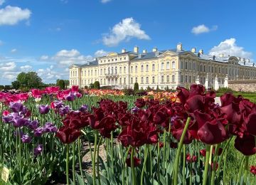 Palace and castle velo route